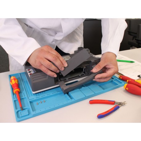 Etape de montage de la batterie Li-Po 3,7V - 13200 mA PeakTech® AKKU6