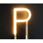 Lettre P en led filament rigide ( blanc chaud )