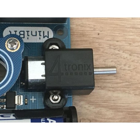 Fixation des moteurs de la base Minibit