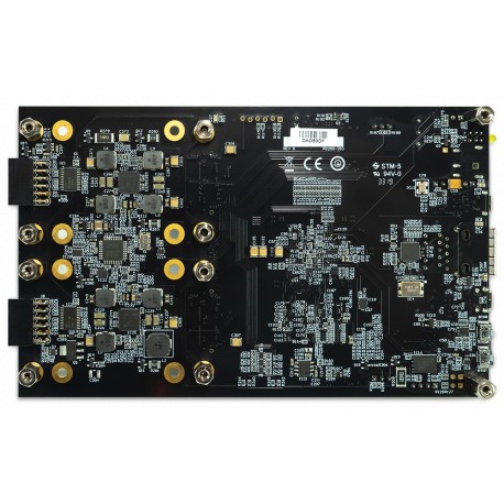 Vue de dessous de la carte de développement SoC Zynq-7000 Eclypse Z7