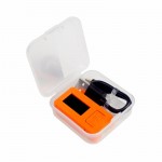 Le Module IoT M5StickC avec son câble USB et sa boîte de rangement