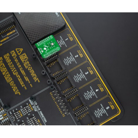 Exemple d'utilisation du module RAQ Click MIKROE-4385
