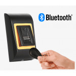 Lecteur biométrique autonome avec lecteur RFID intégré