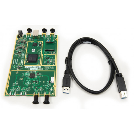 Détail livré de la plate-forme radio logiciel Ettus USRP B200