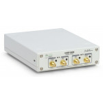 La plate-forme radio logiciel Ettus USRP B200 livrée en boitier