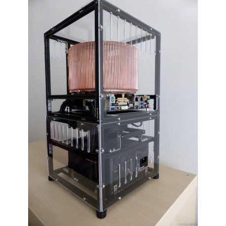 Exemple de réalisation faites avec plusieurs starter kit MakerBeam Regular noir