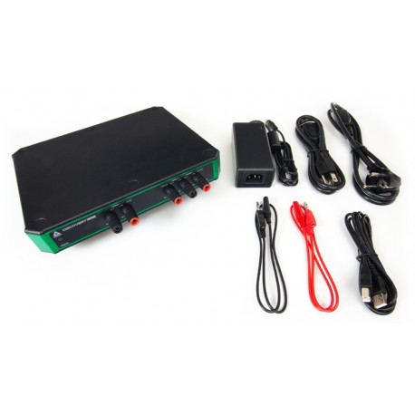 Contenu livré avec l'alimentation programmable 3 sorties USB DPS3340 Discovery