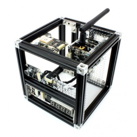 Exemple d'utilisation 4 du cube d'angle alu Makerbeam 100270