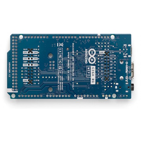 Vue de dessous de l'Arduino GIGA R1 Wi-Fi ABX00063