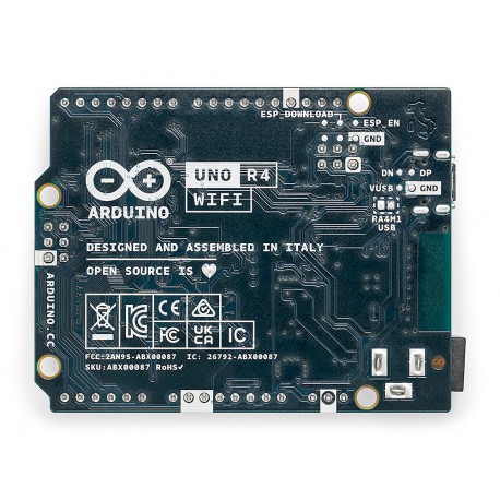 Vue de dessous de la carte Arduino UNO R4 WiFi ABX00087