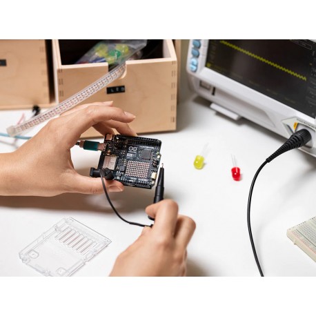 Utilisation de l'Arduino UNO R4 WiFi ABX00087