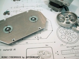 Vue de la partie basse Robot Cybermouse à base de PICBASIC
