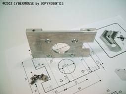 Structure Robot Cybermouse à base de PICBASIC