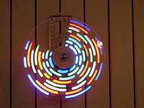 Diskolor en action + Meccano + PICBASIC