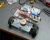 Robot Phil réalisé sur la base d'un PICBASIC