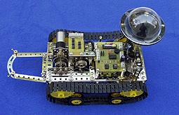 Photo Robot Robotrack avec PICBASIC cet Meccano