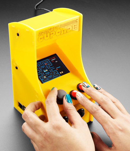 Console PICADE La micro borne d'arcade CUPCADE une fois assemblée